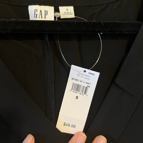 Gap Vneck Dress - Picture 4 of 5